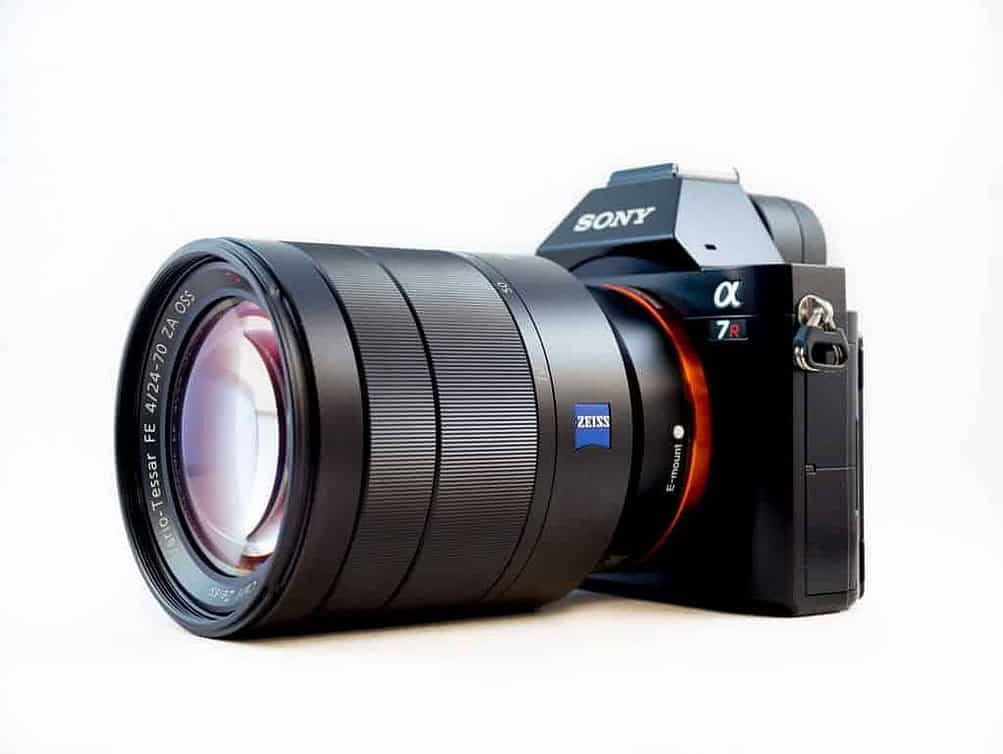 Sony SEL2470Z Review: Zeiss Lens Performance Insights